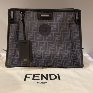 Nwt Fendi Peekaboo Defender Bag